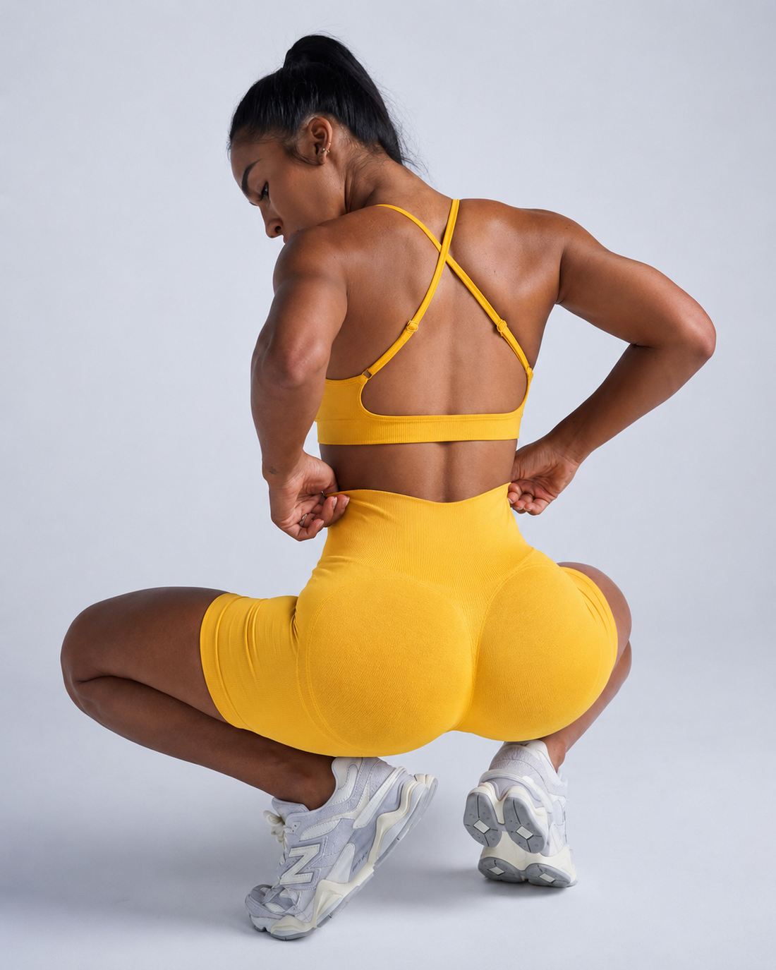 NAHYA CONTOUR SHORTS